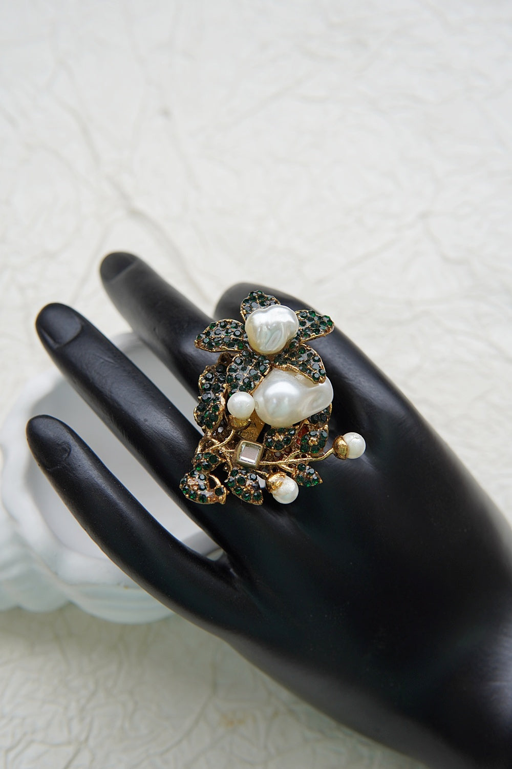 Mother Pearl Flower Design Ring