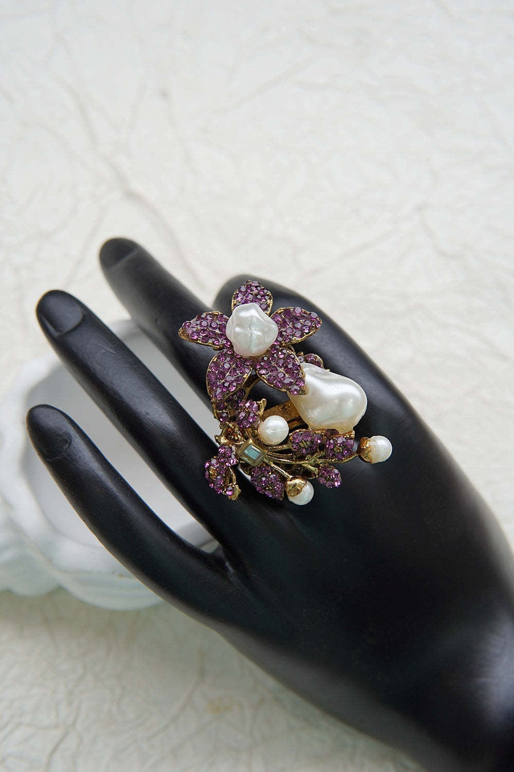 Mother Pearl Flower Design Ring