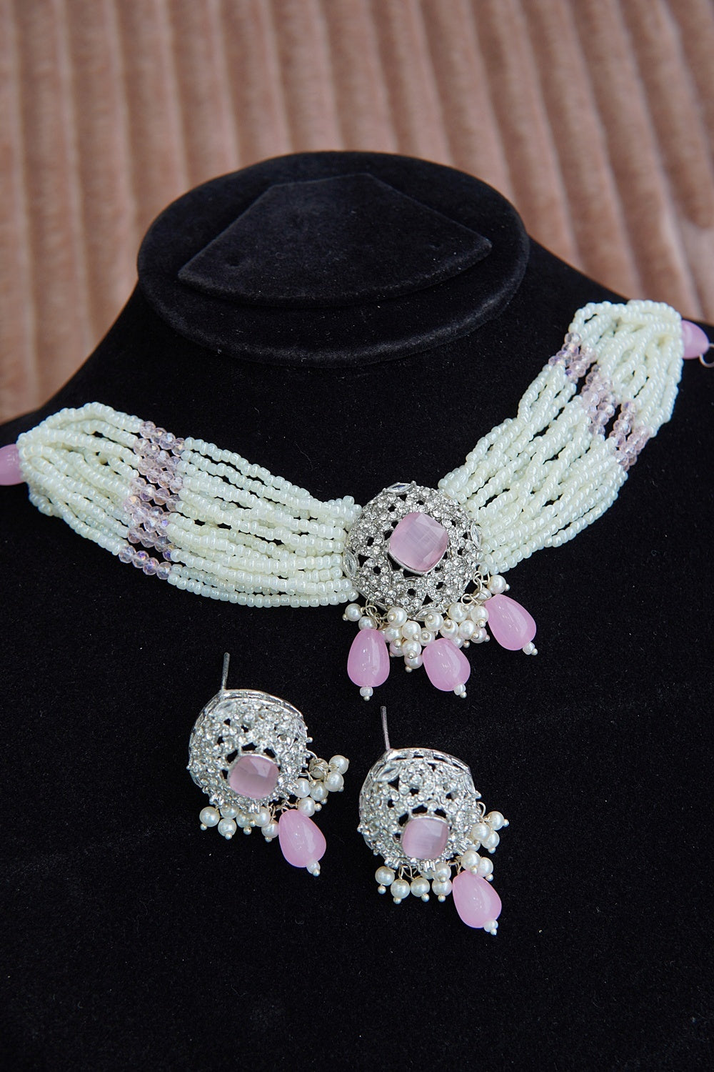 Classic Gemstone Patti Choker Set