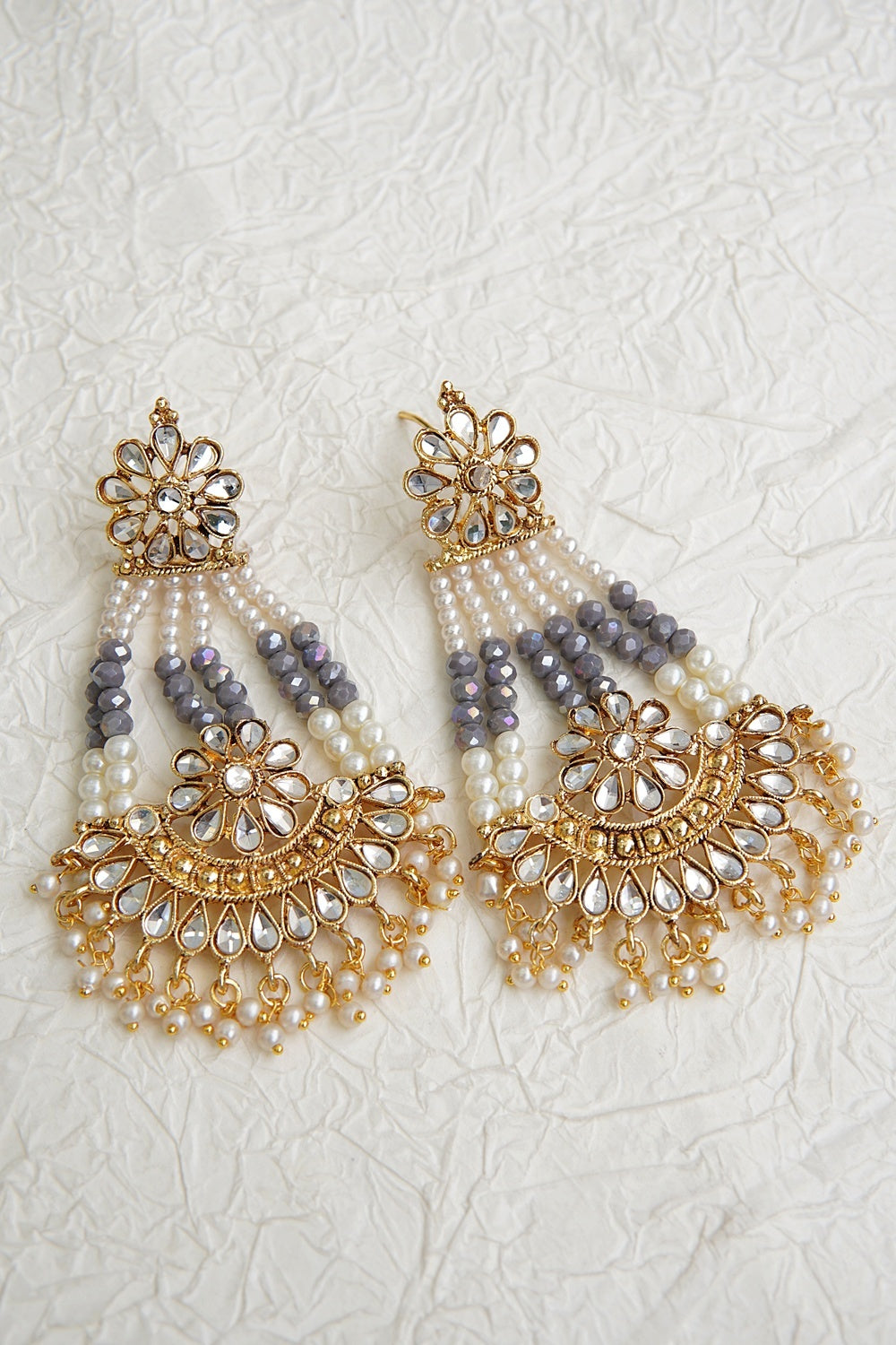 Elegant Kundan Passa Earrings With Pearl Work