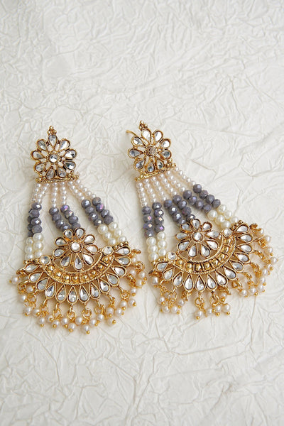 Elegant Kundan Passa Earrings With Pearl Work