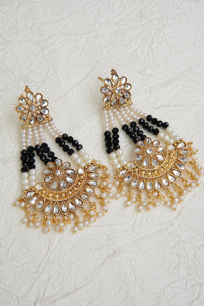 Elegant Kundan Passa Earrings With Pearl Work