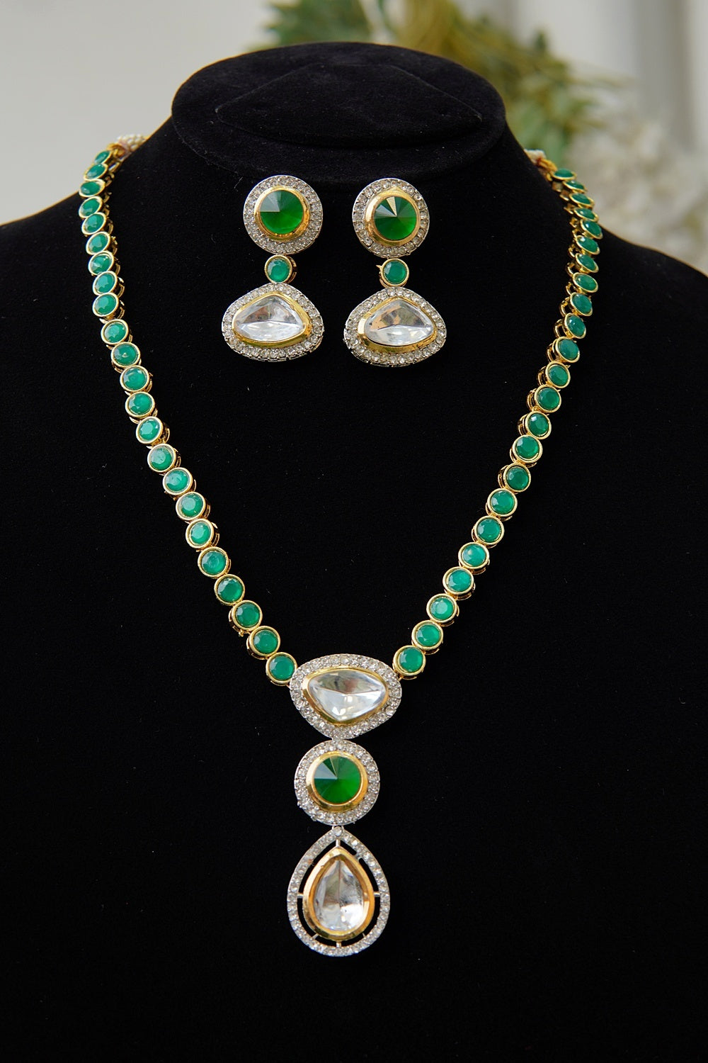Timeless Kundan Festive Necklace Set