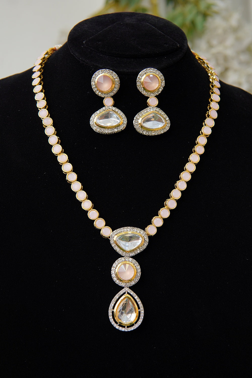 Timeless Kundan Festive Necklace Set