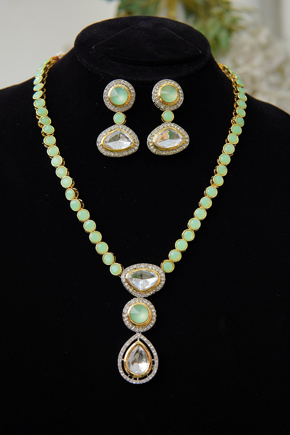 Timeless Kundan Festive Necklace Set