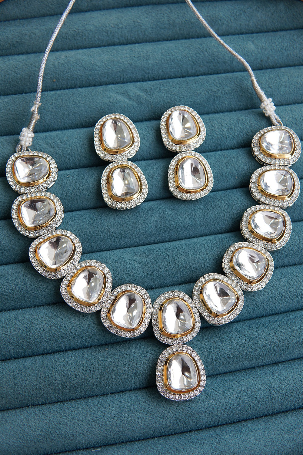 Two-Tone kundan Necklace Set