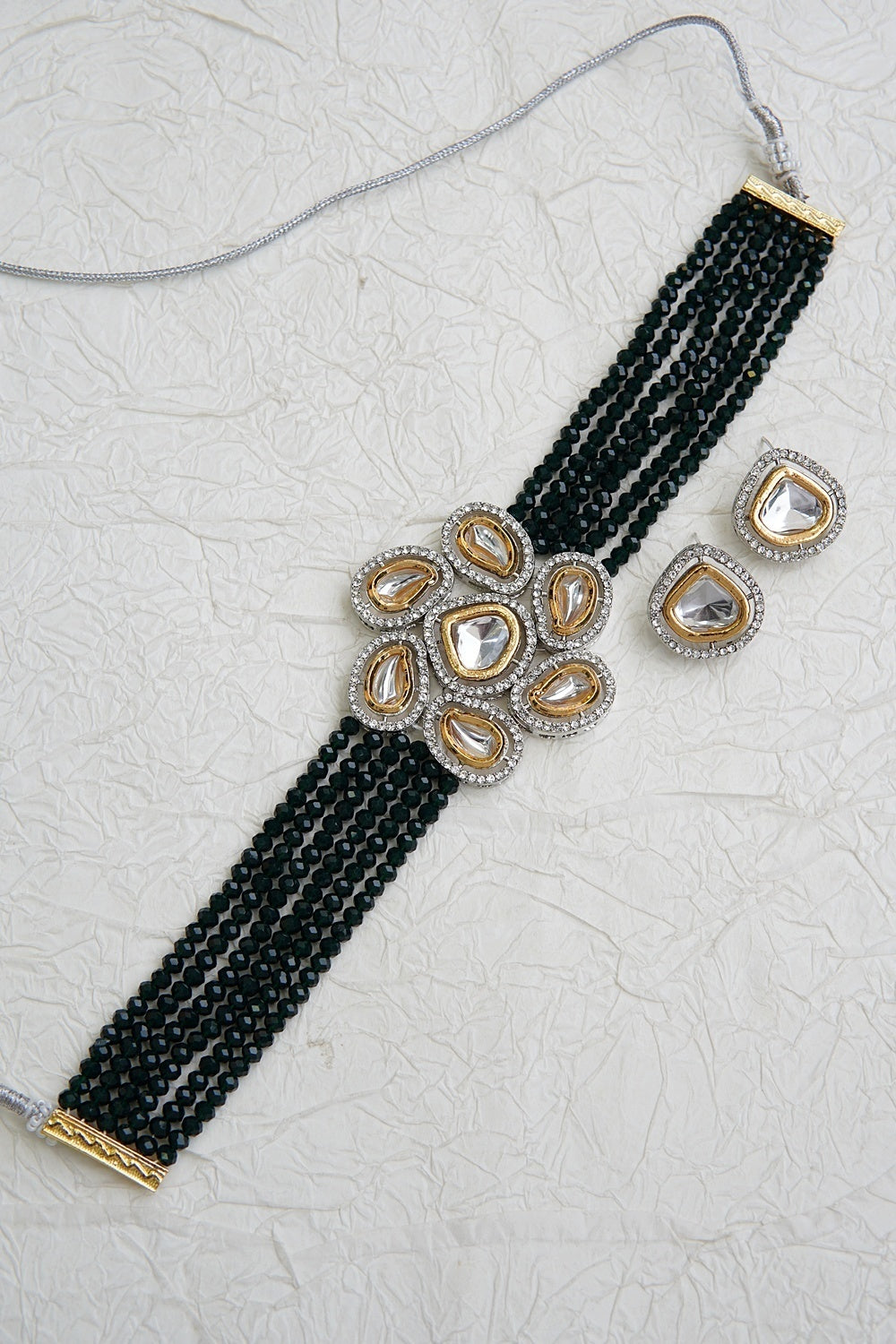 Kundan Floral Cluster Choker Set