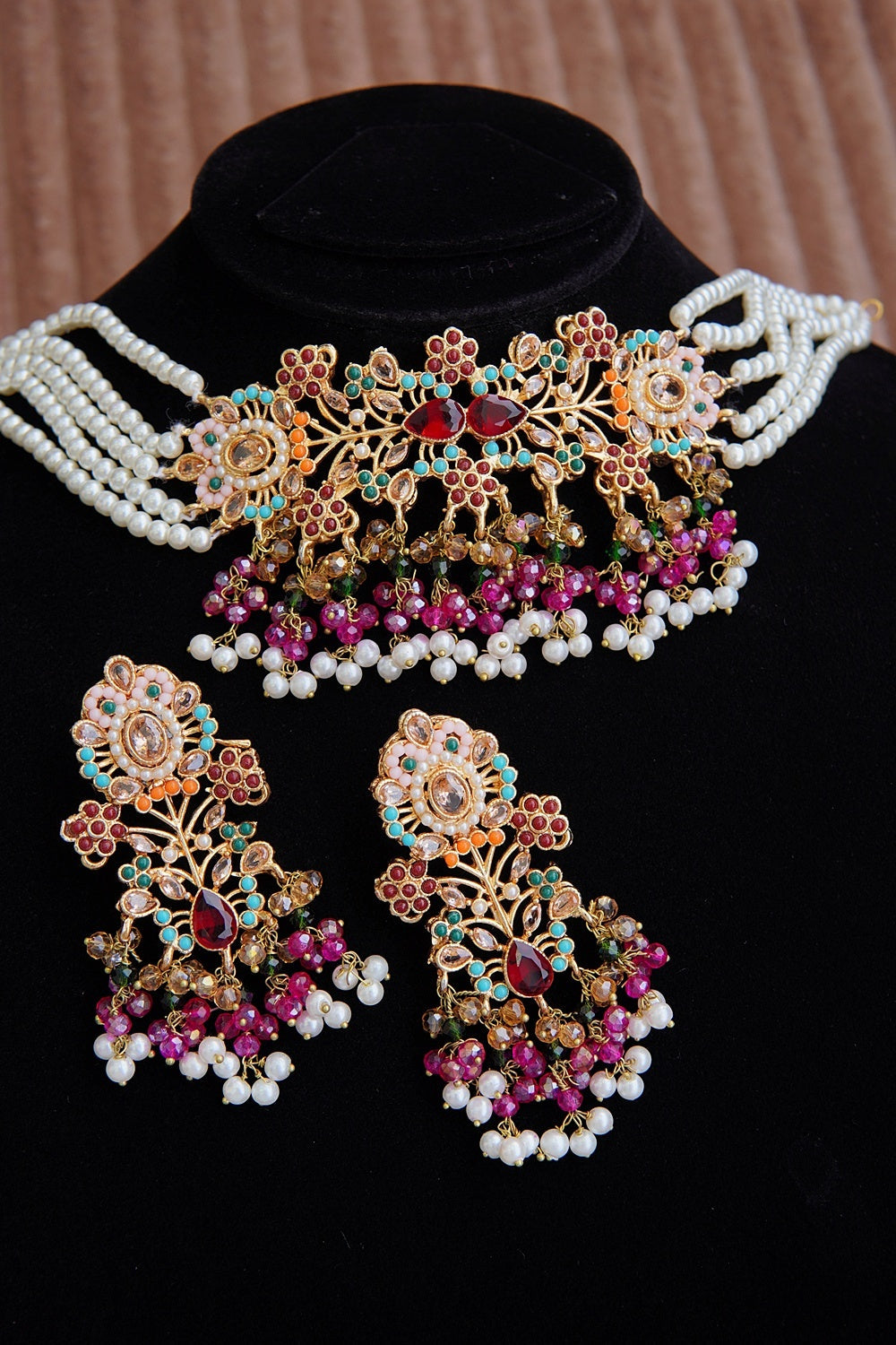 Navratan Traditional Style Choker Set