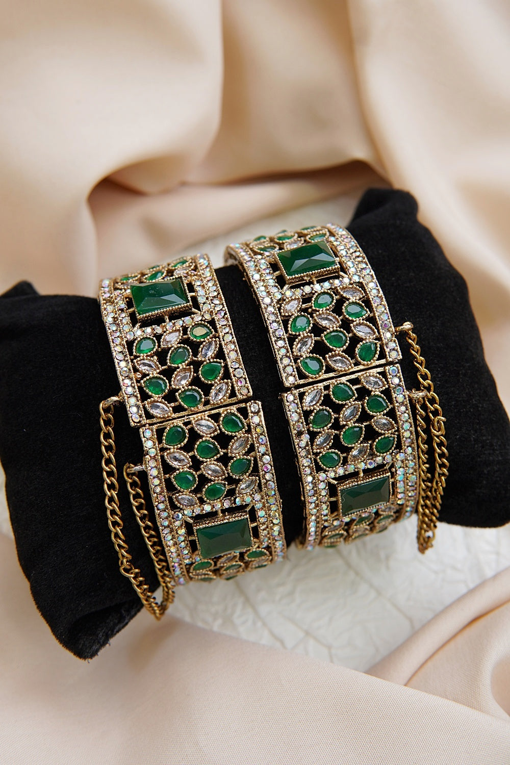 Glamorous Antique Tone Bridal Karay