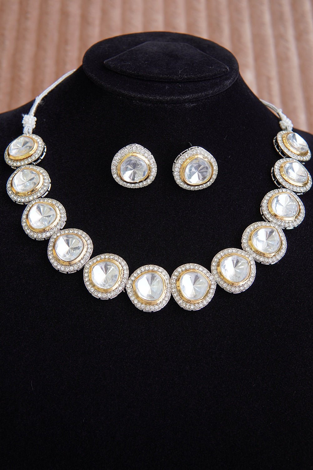 Diamond Cut Kundan Necklace Set