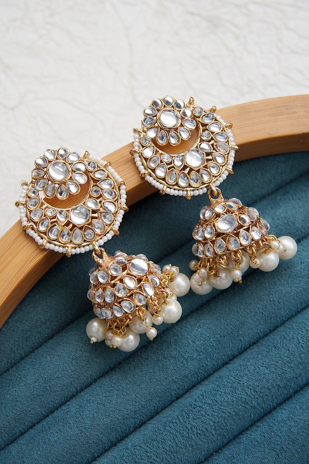 Elegant Kundan Jhumka Earrings