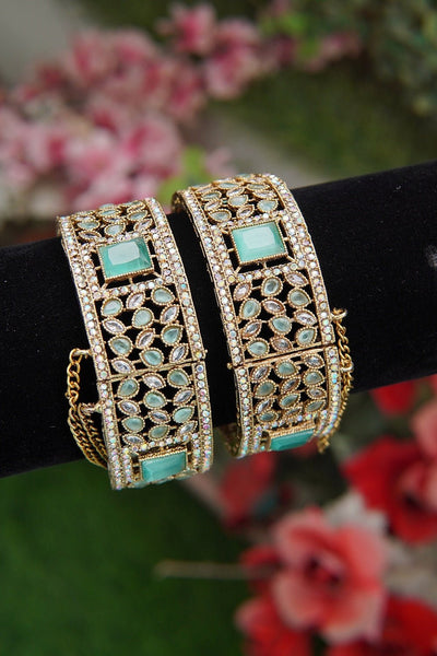 Glamorous Antique Tone Bridal Karay