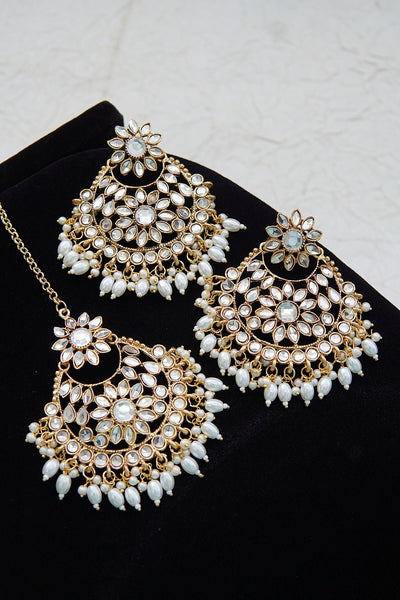 Pearl Drop Kundan Earring With Maang Tikka