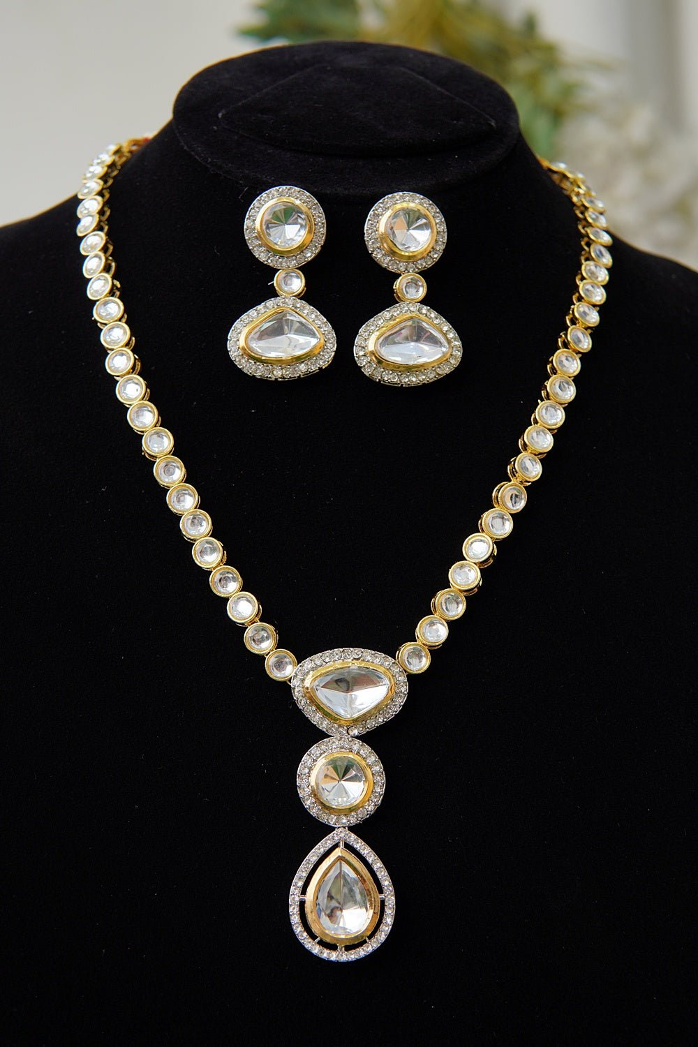 Timeless Kundan Festive Necklace Set - RS ZEVARS